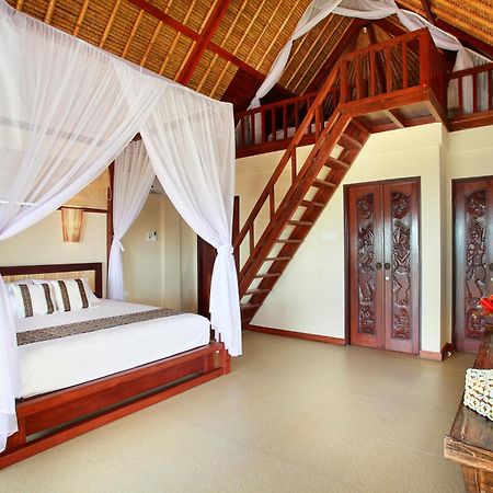 Villa Bukit Nusa Lembongan Номер фото
