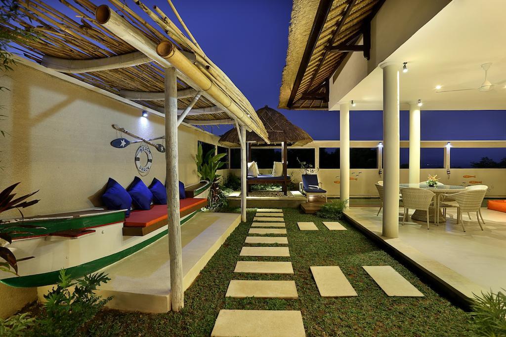 Villa Bukit Nusa Lembongan Екстер'єр фото