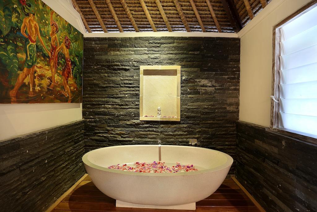Villa Bukit Nusa Lembongan Екстер'єр фото