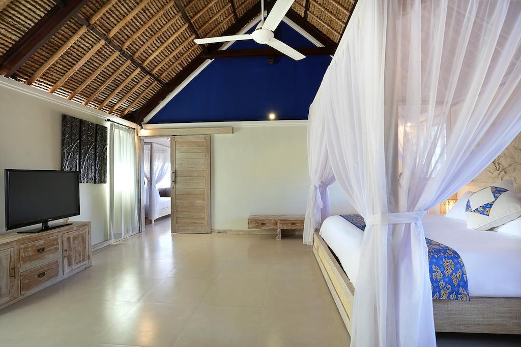 Villa Bukit Nusa Lembongan Екстер'єр фото