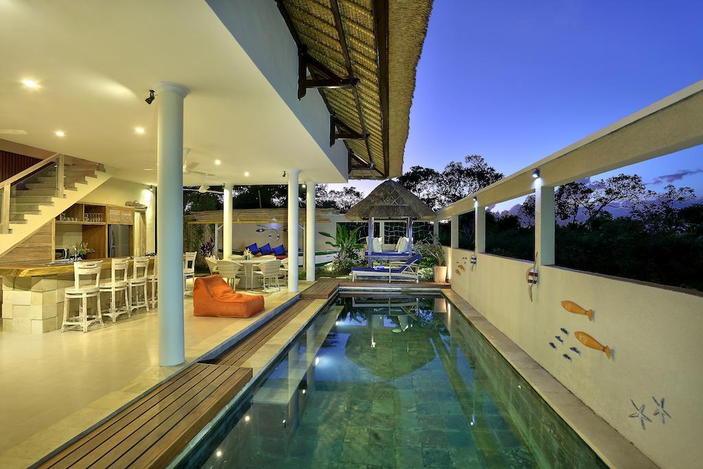 Villa Bukit Nusa Lembongan Екстер'єр фото