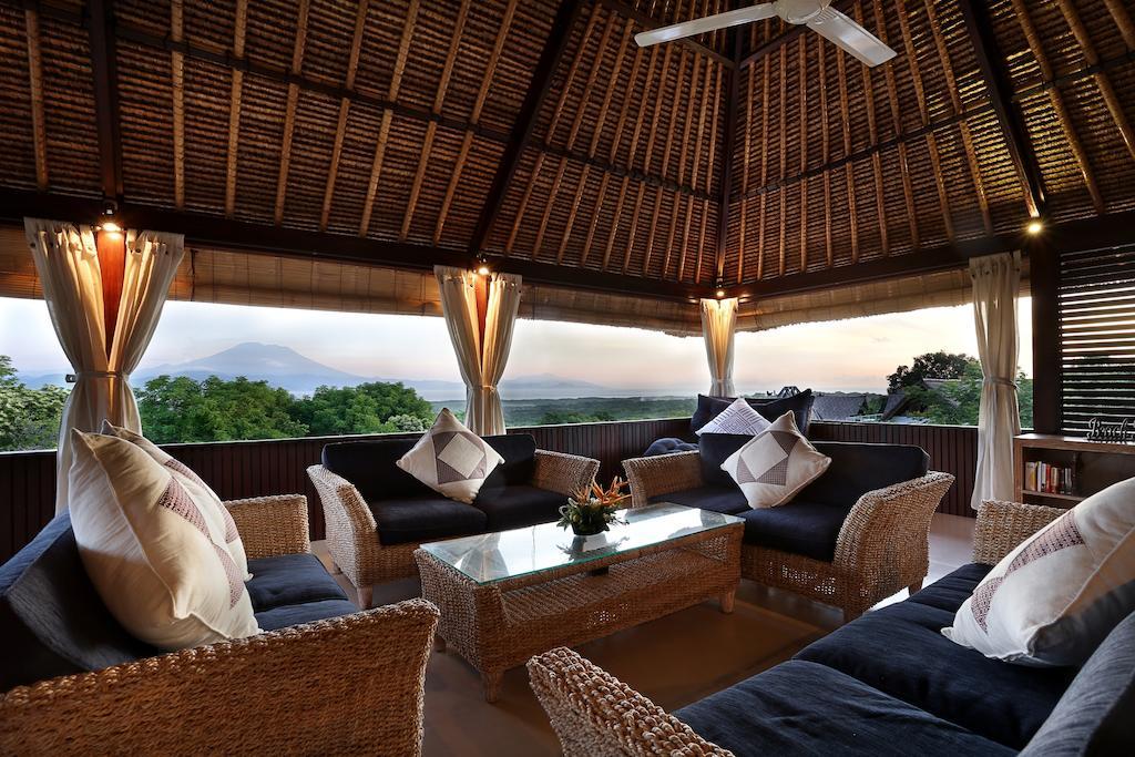 Villa Bukit Nusa Lembongan Екстер'єр фото
