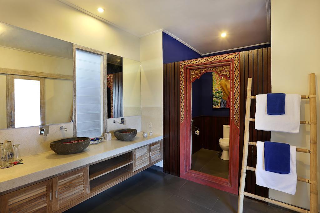 Villa Bukit Nusa Lembongan Екстер'єр фото