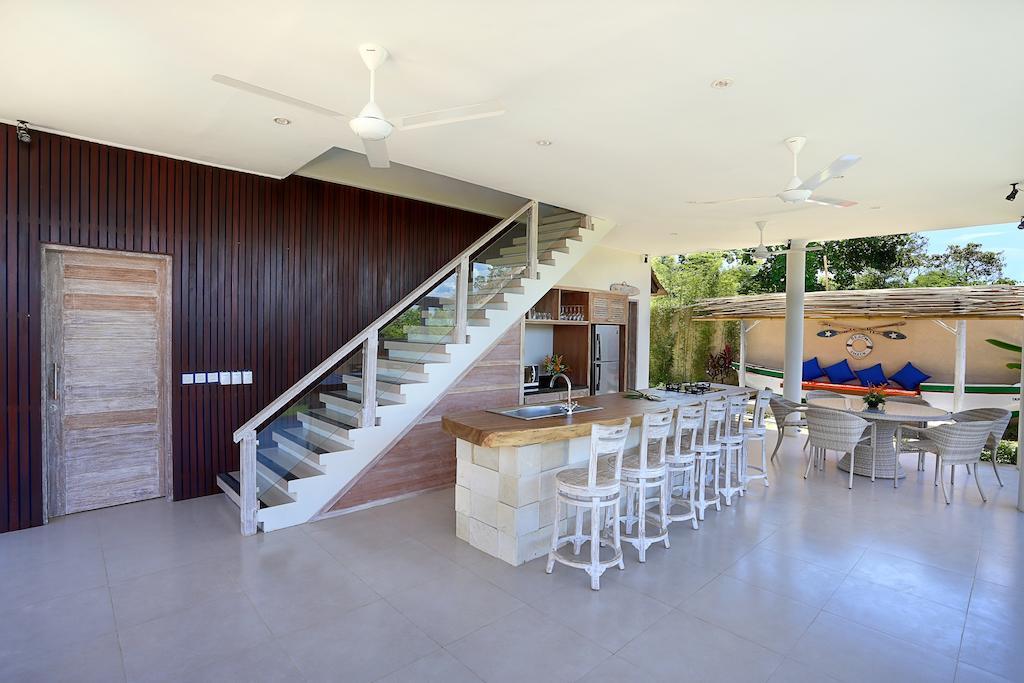 Villa Bukit Nusa Lembongan Екстер'єр фото